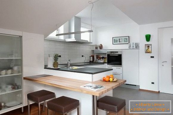 Szögletes konyhák bárpulttal - szokatlan design fotója