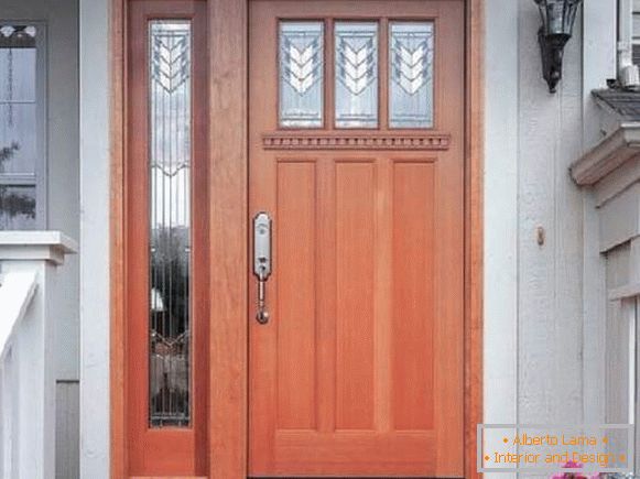 fából készült bejárati ajtók egy házhoz, fénykép 8