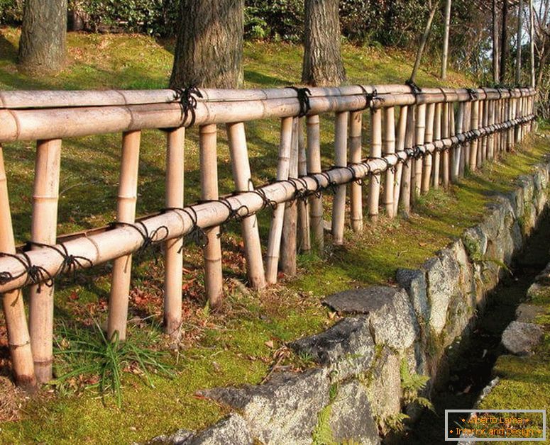 Gyönyörű kerítés bambuszból