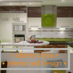 Bútor a konyhában zöld hangok