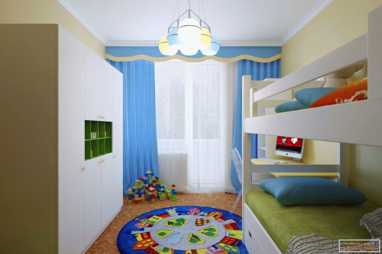 Kék függönyök a szobában a fiú számára