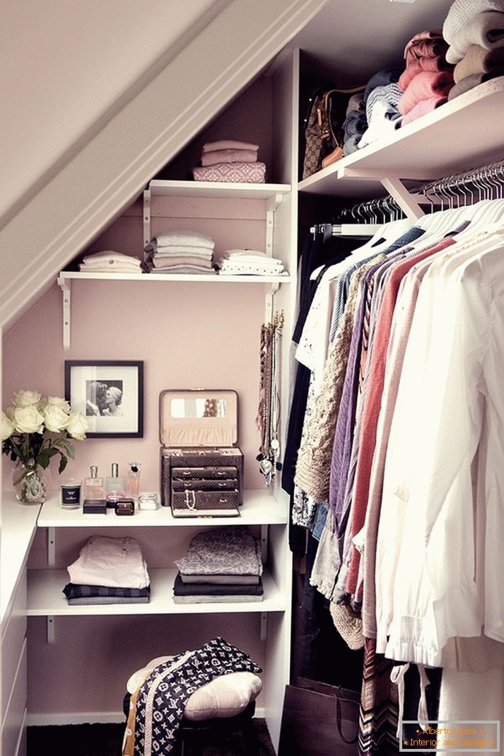 Ruhásszekrény 2 nm m. m. - egy érdekes tervezési lehetőség