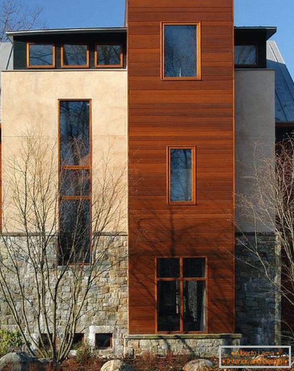 Fa ablakok - a ház homlokzatának fotó