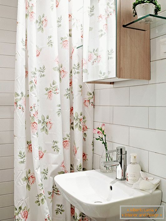 Fürdőszoba belső tér pasztell színekben