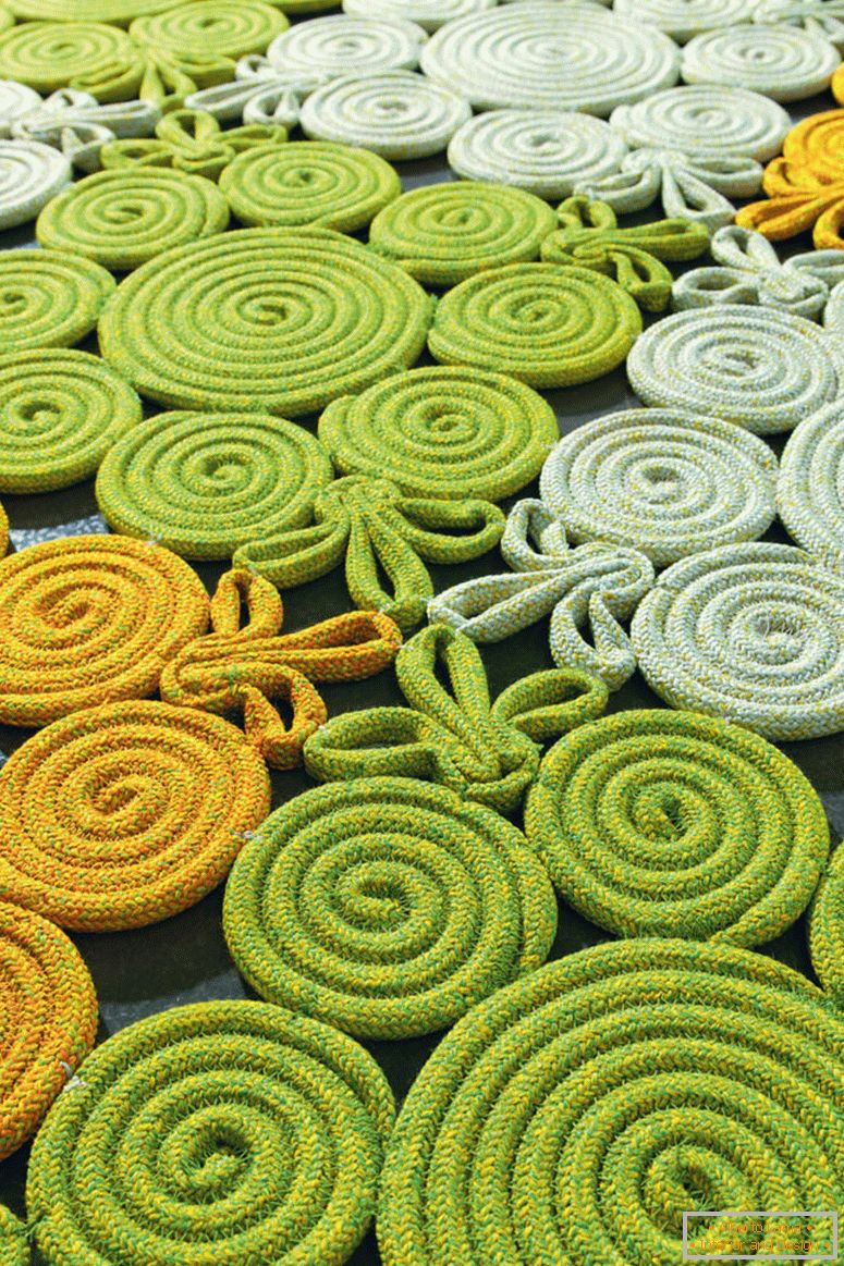 A saját kezű szőnyegek - a gyönyörű szőnyegek legjobb