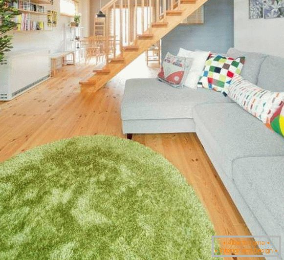 Ovalos szőnyegek a padlón - zöld színű képek