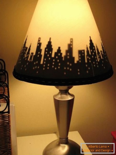 Gyönyörű lámpabúra asztali lámpához