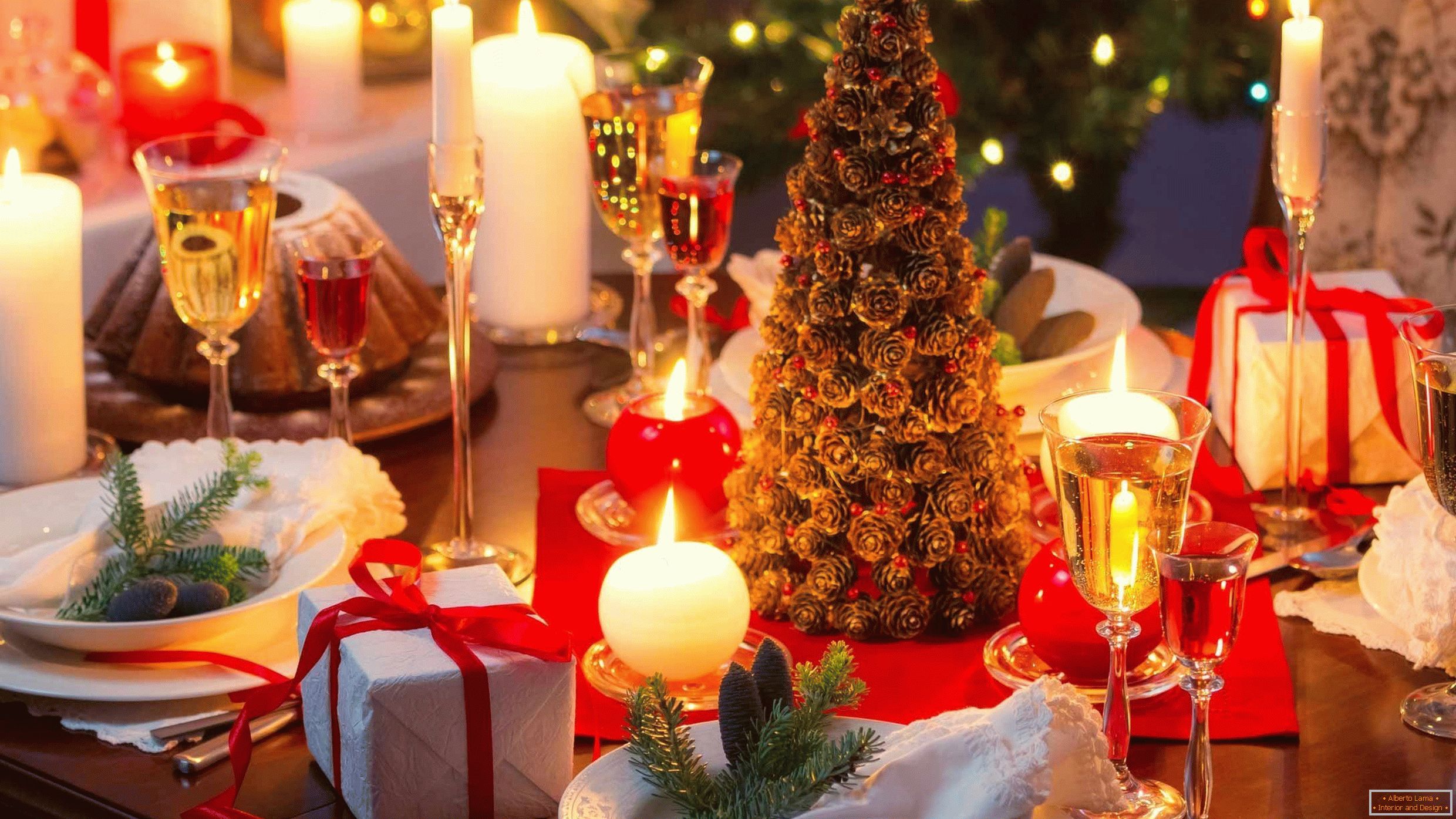 Ünnepi karácsonyfa az igazi kúpokból
