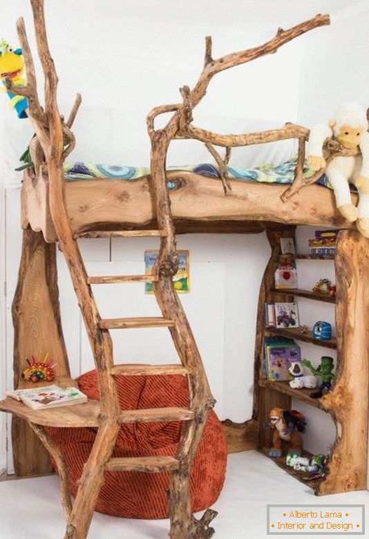 Házi készítésű gyermekbútorok fából
